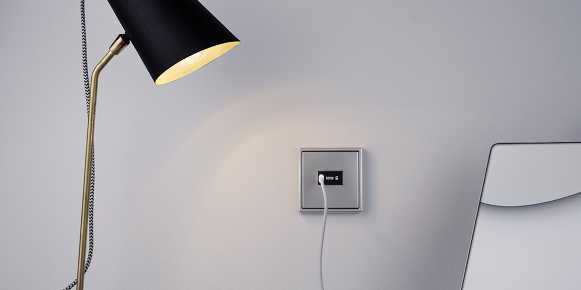 Ladegerät USB PD 60 bei Elektro Hess GmbH & Co. KG in Sachsen bei Ansbach