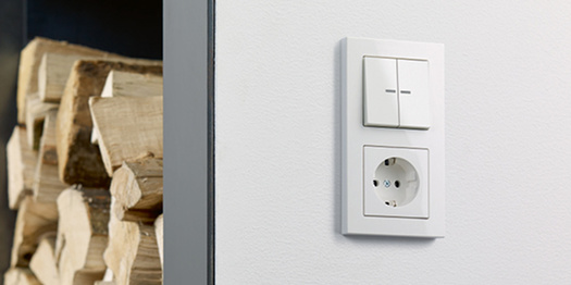 JUNG KNX Taster F 10 bei Elektro Hess GmbH & Co. KG in Sachsen bei Ansbach